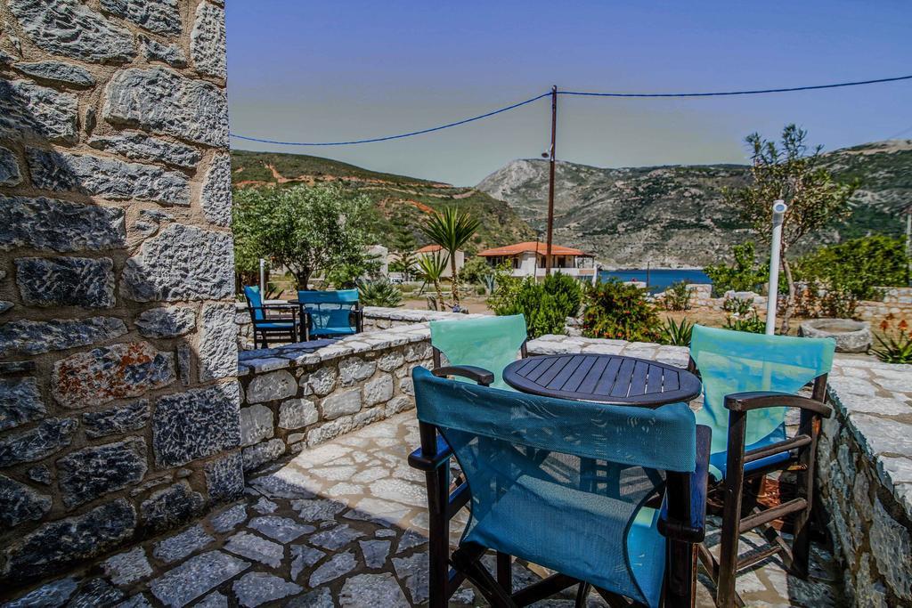 Psamathous Guesthouse Porto Kagio Ngoại thất bức ảnh